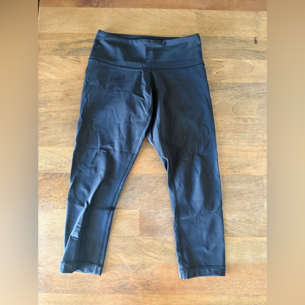 lululemon athletica Black Cropped Leggings